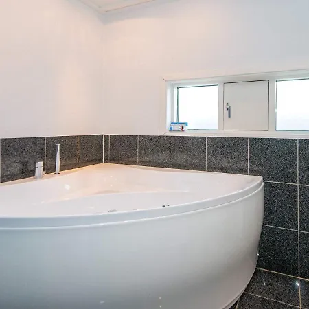 8 Person In Aabenraa Holiday home Loddenhoj