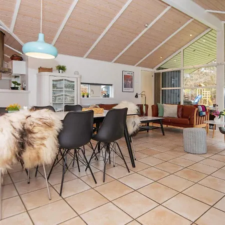 8 Person In Aabenraa Holiday home