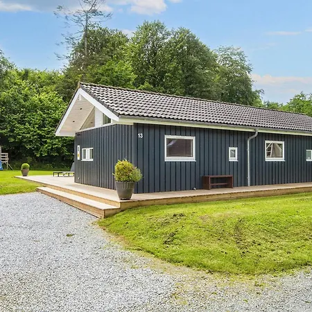 8 Person In Aabenraa Loddenhøj