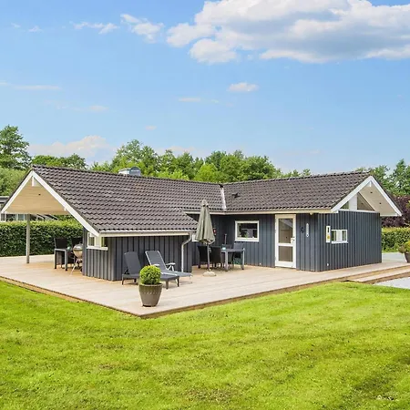 8 Person In Aabenraa * Loddenhøj